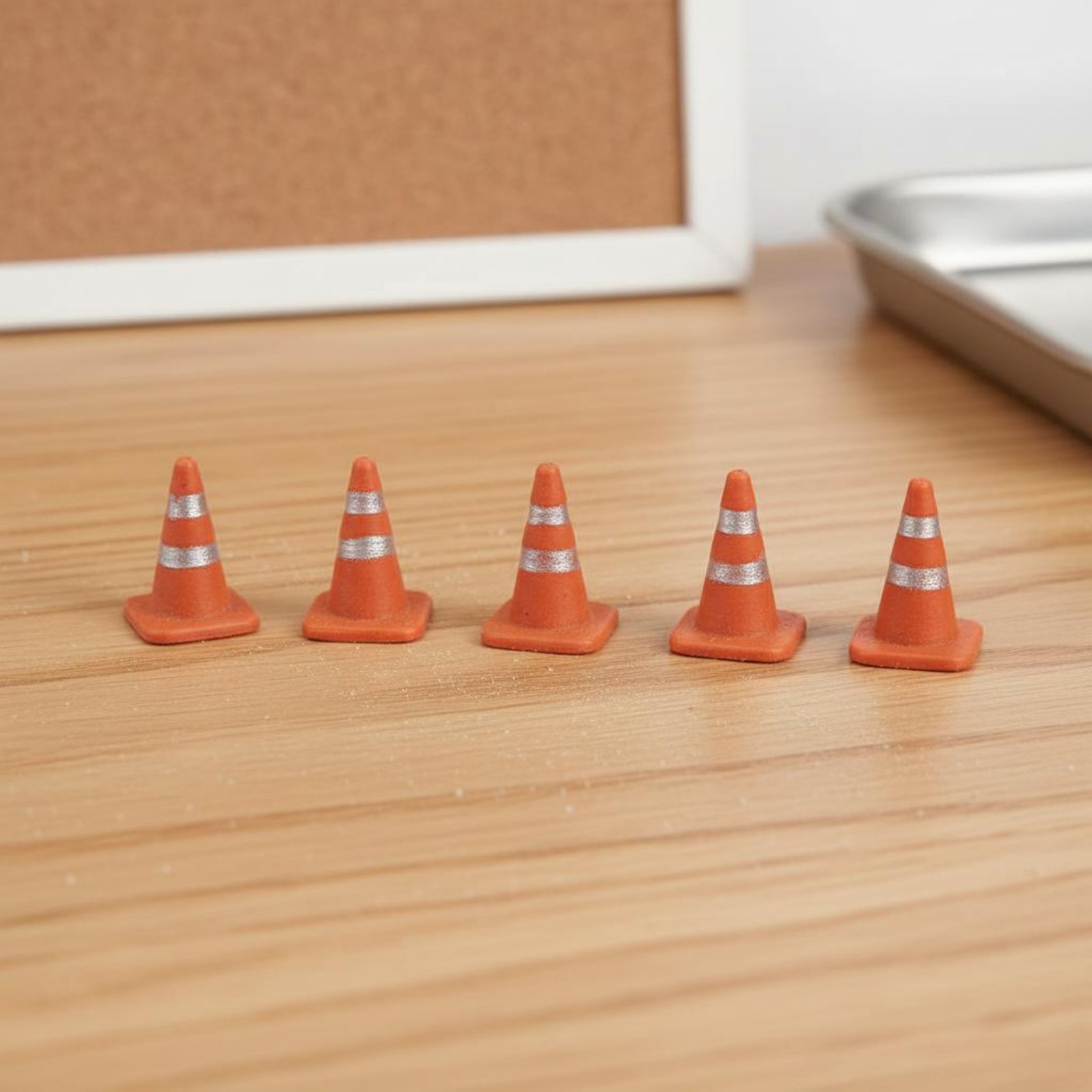 Cone de Trânsito em Miniatura  - Car Accessories Toy avaliação e preço